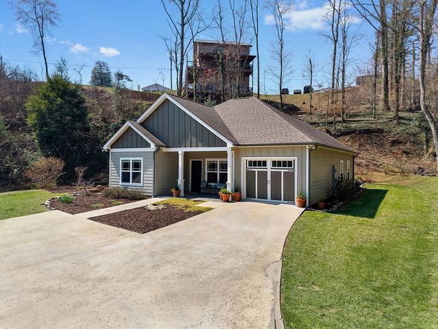 181 Logan Lane, Ellijay, GA 30540