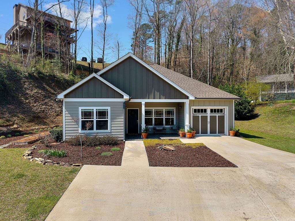 181 Logan Lane, Ellijay, GA 30540