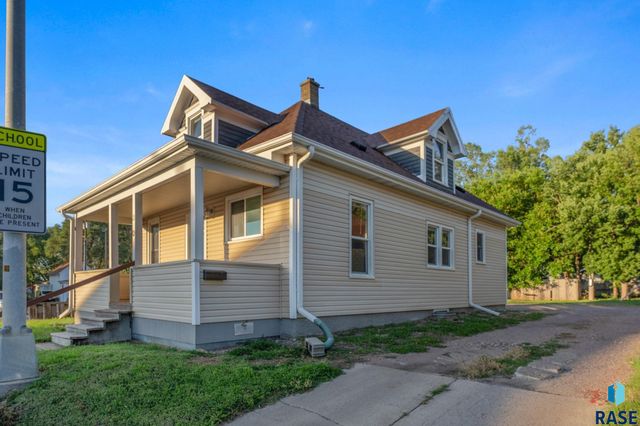 310 N Cliff Ave Avenue, Sioux Falls, SD 57103