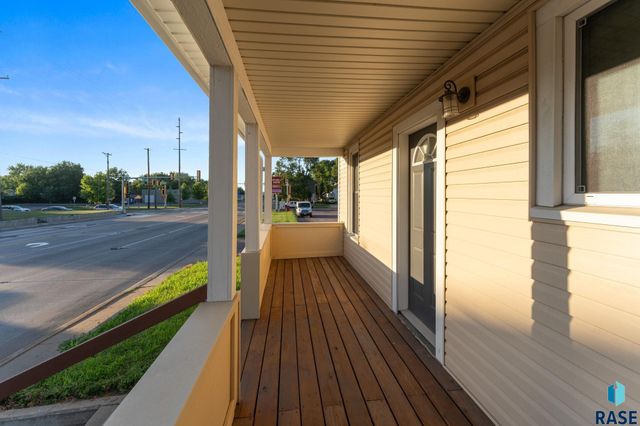 310 N Cliff Ave Avenue, Sioux Falls, SD 57103