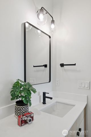 4517 A 35th Avenue S, Seattle, WA 98118