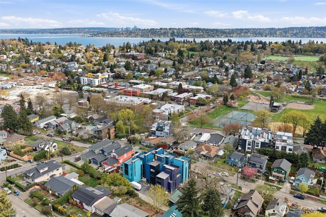 4517 A 35th Avenue S, Seattle, WA 98118
