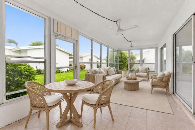 2070 SW 13TH Terrace, Boynton Beach, FL 33426