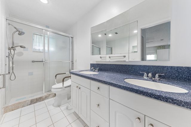 2070 SW 13TH Terrace, Boynton Beach, FL 33426