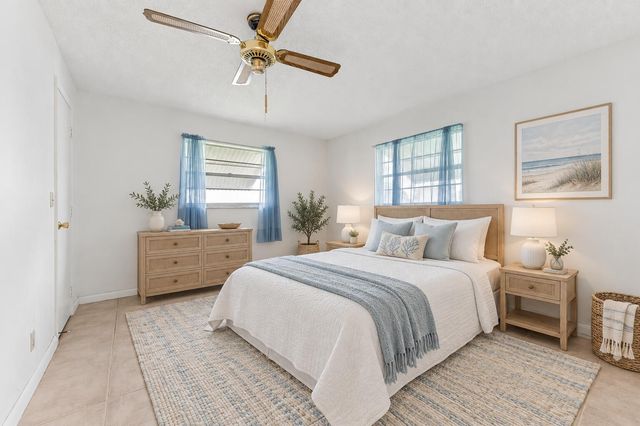 2070 SW 13TH Terrace, Boynton Beach, FL 33426