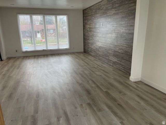 9822 S DARIN DR, Sandy, UT 84070