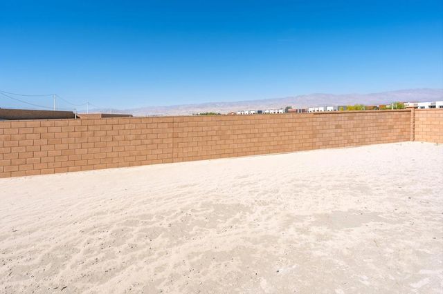 74837 Trousdale Drive, Palm Desert, CA 92211