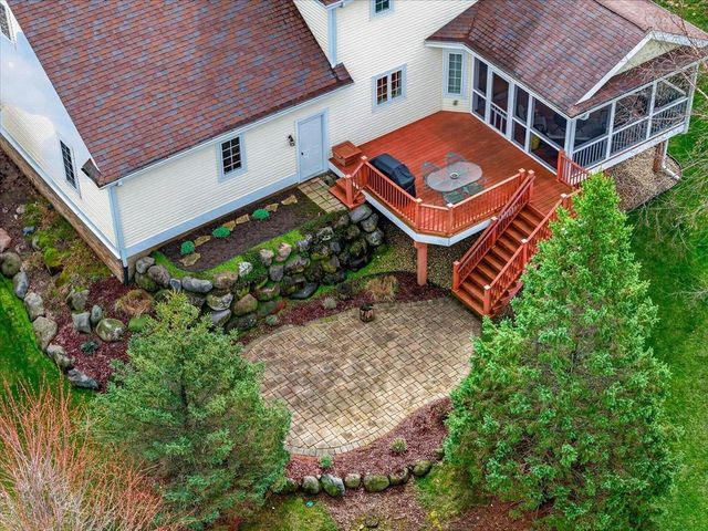 1209 Hanover Trail, Waunakee, WI 53597