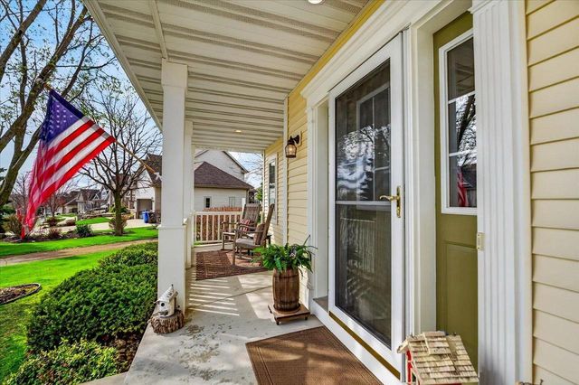 1209 Hanover Trail, Waunakee, WI 53597