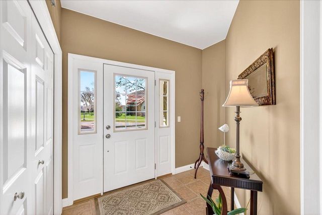 1209 Hanover Trail, Waunakee, WI 53597