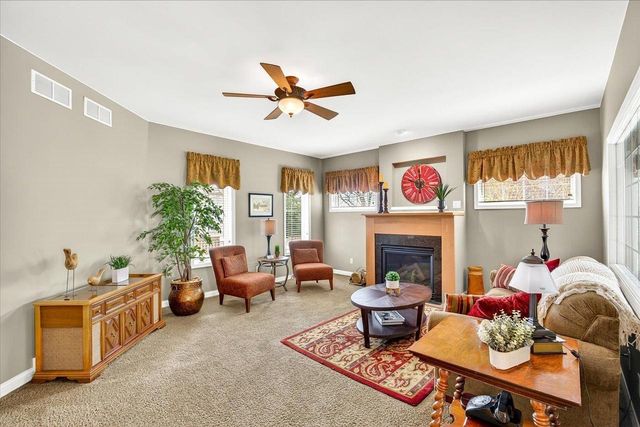 1209 Hanover Trail, Waunakee, WI 53597