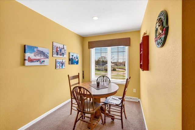 1209 Hanover Trail, Waunakee, WI 53597