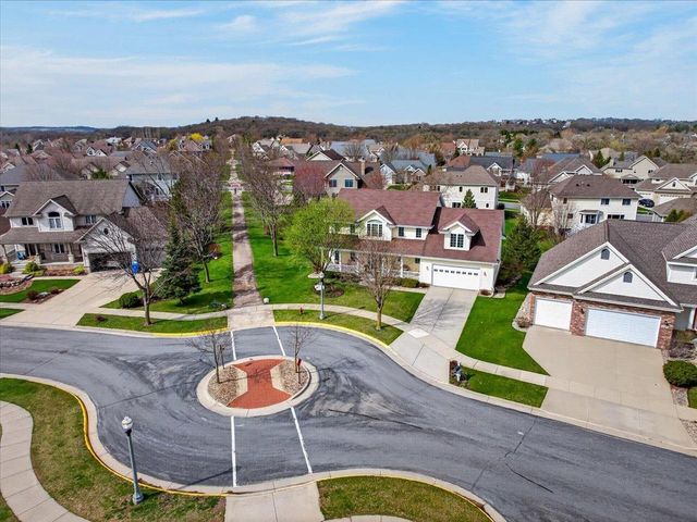 1209 Hanover Trail, Waunakee, WI 53597