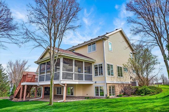 1209 Hanover Trail, Waunakee, WI 53597