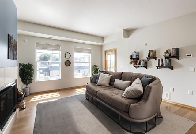 750 Mainstreet 218, Hopkins, MN 55343