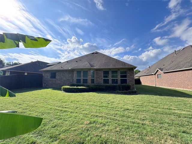 5811 Caper Shores Lane, Sugar Land, TX 77479