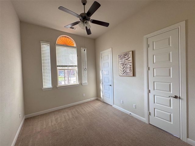5811 Caper Shores Lane, Sugar Land, TX 77479
