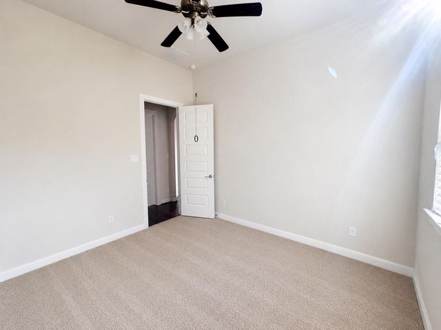 5811 Caper Shores Lane, Sugar Land, TX 77479
