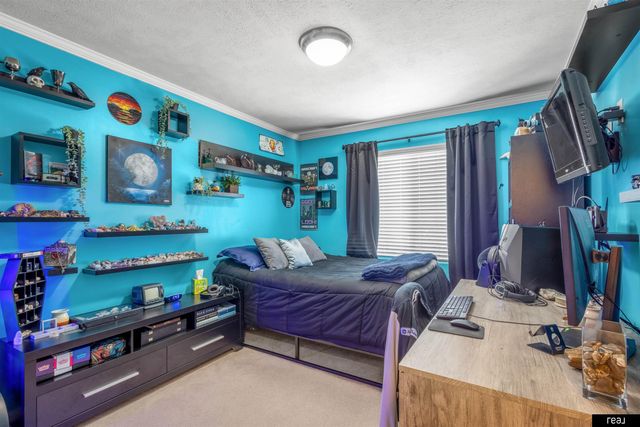 1910 Southview Drive, Papillion, NE 68046