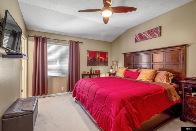 1910 Southview Drive, Papillion, NE 68046