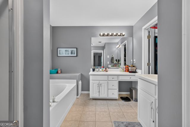 445 Flowering Trail, Grayson, GA 30017