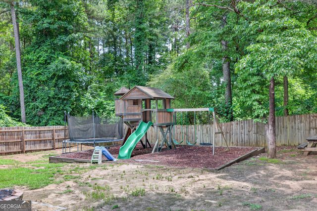 445 Flowering Trail, Grayson, GA 30017