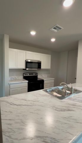 3911 NORTHRIDGE Road, Shawnee, OK 74804