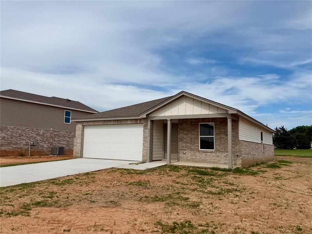 3911 NORTHRIDGE Road, Shawnee, OK 74804