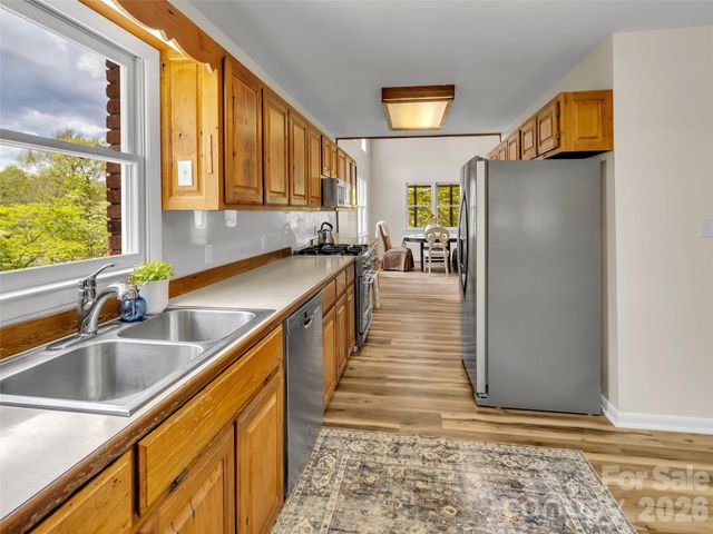 487 Julia Lane, Maggie Valley, NC 28751