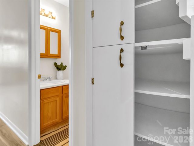 487 Julia Lane, Maggie Valley, NC 28751