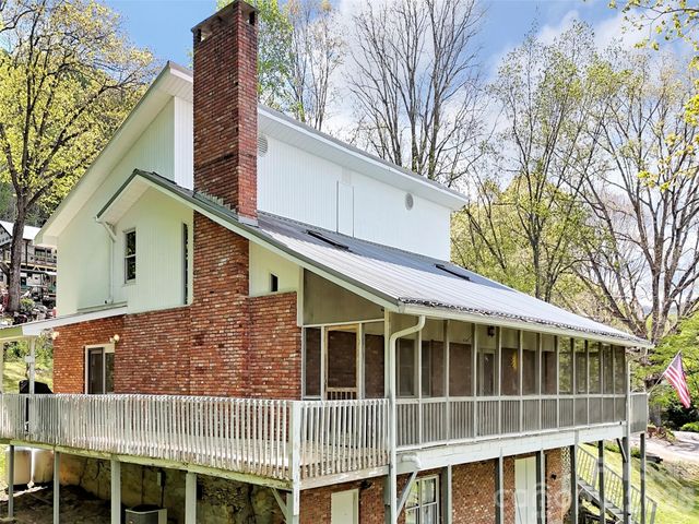 487 Julia Lane, Maggie Valley, NC 28751