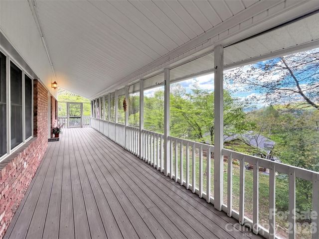 487 Julia Lane, Maggie Valley, NC 28751