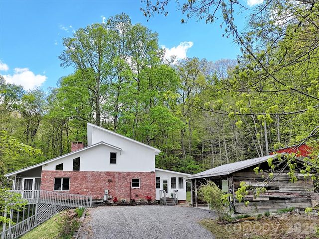 487 Julia Lane, Maggie Valley, NC 28751