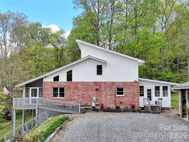 487 Julia Lane, Maggie Valley, NC 28751