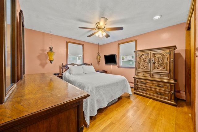 19 North Ave, Revere, MA 02151