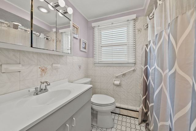 19 North Ave, Revere, MA 02151