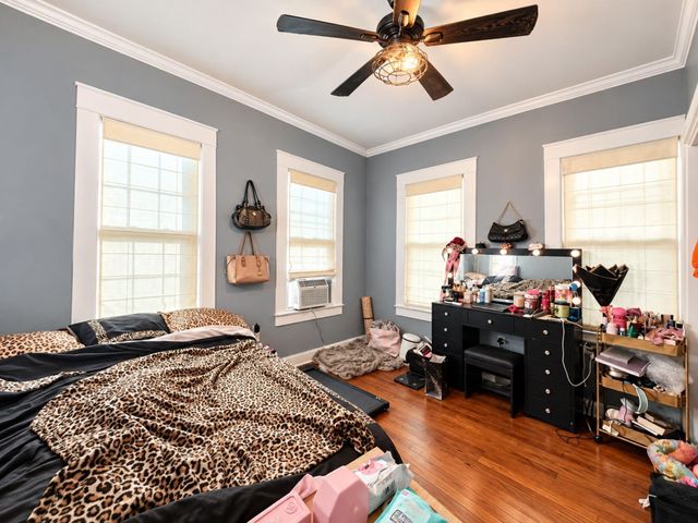 5223 Avenue O, Galveston, TX 77551