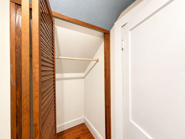 5223 Avenue O, Galveston, TX 77551
