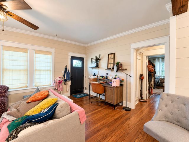 5223 Avenue O, Galveston, TX 77551