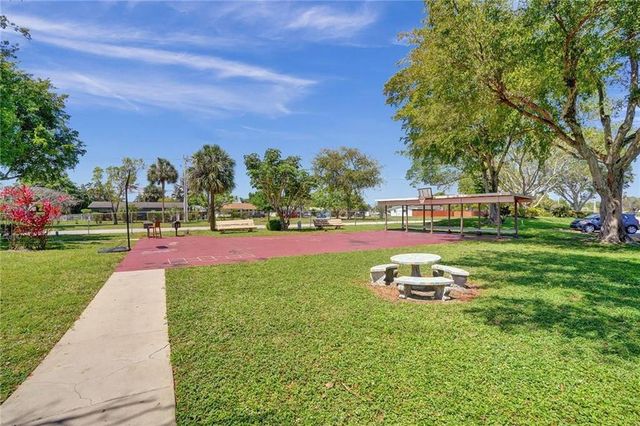 7895 Margate Boulevard 203, Margate, FL 33063