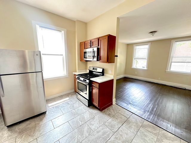 3759 S Union Avenue 2F, Chicago, IL 60609