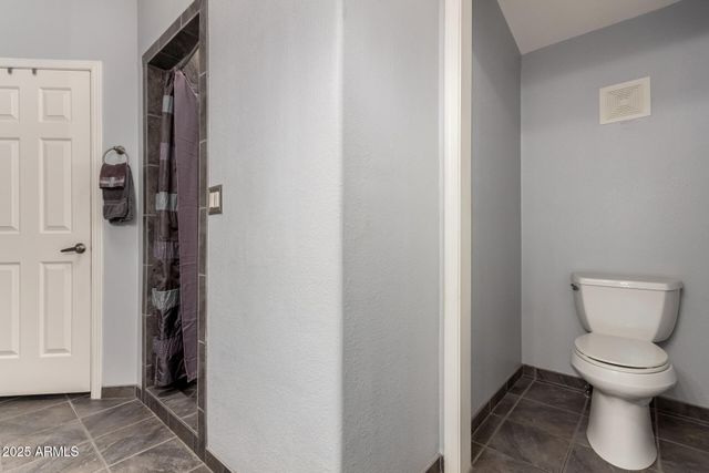 3301 S GOLDFIELD Road 2068, Apache Junction, AZ 85119