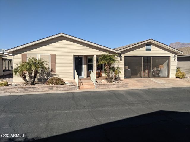 3301 S GOLDFIELD Road 2068, Apache Junction, AZ 85119