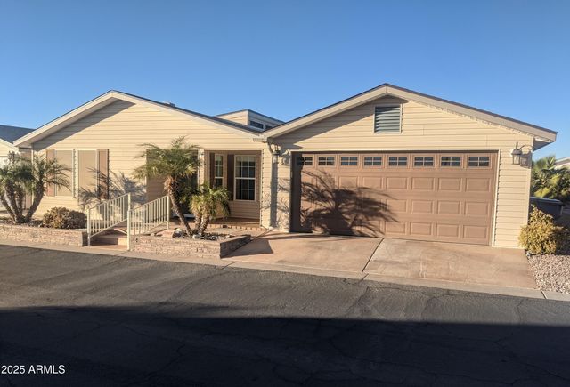 3301 S GOLDFIELD Road 2068, Apache Junction, AZ 85119