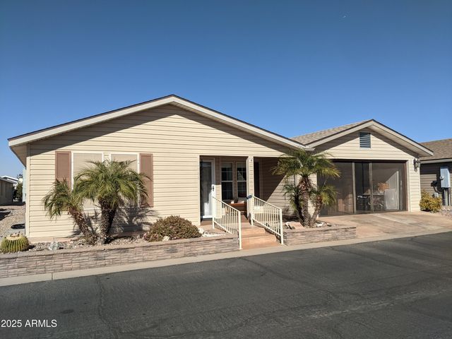 3301 S GOLDFIELD Road 2068, Apache Junction, AZ 85119