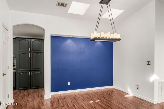 3301 S GOLDFIELD Road 2068, Apache Junction, AZ 85119