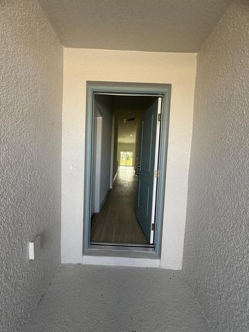 5465 SAN PIETRO DRIVE, Winter Haven, FL 33884