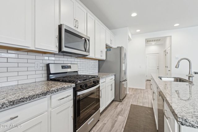 17334 W WANDERING CREEK Road, Goodyear, AZ 85338