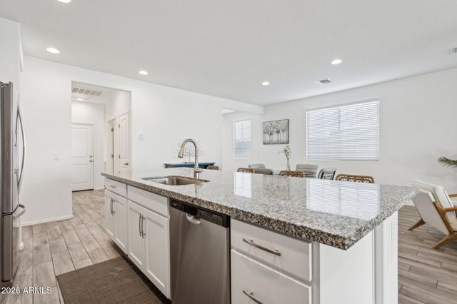 17334 W WANDERING CREEK Road, Goodyear, AZ 85338