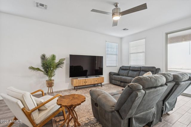 17334 W WANDERING CREEK Road, Goodyear, AZ 85338